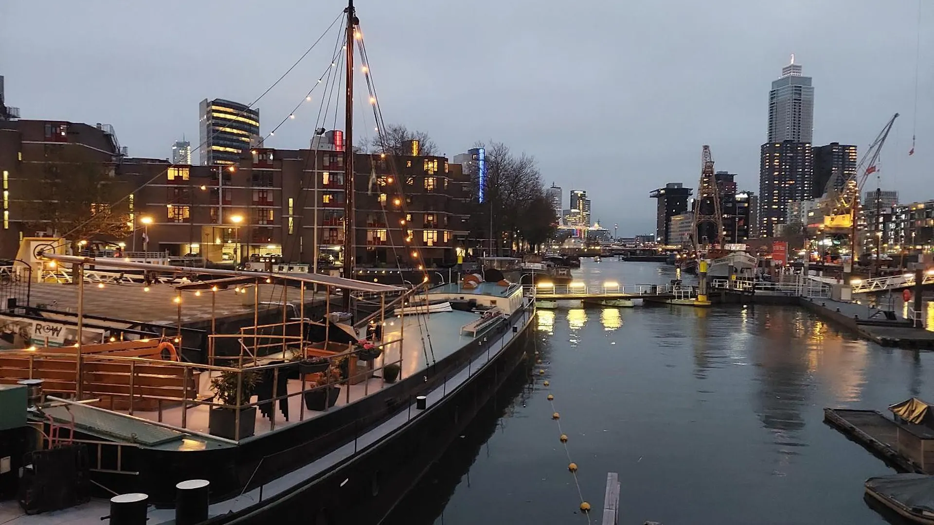 Rooms On Water Роттердам 3*,  Нидерланды